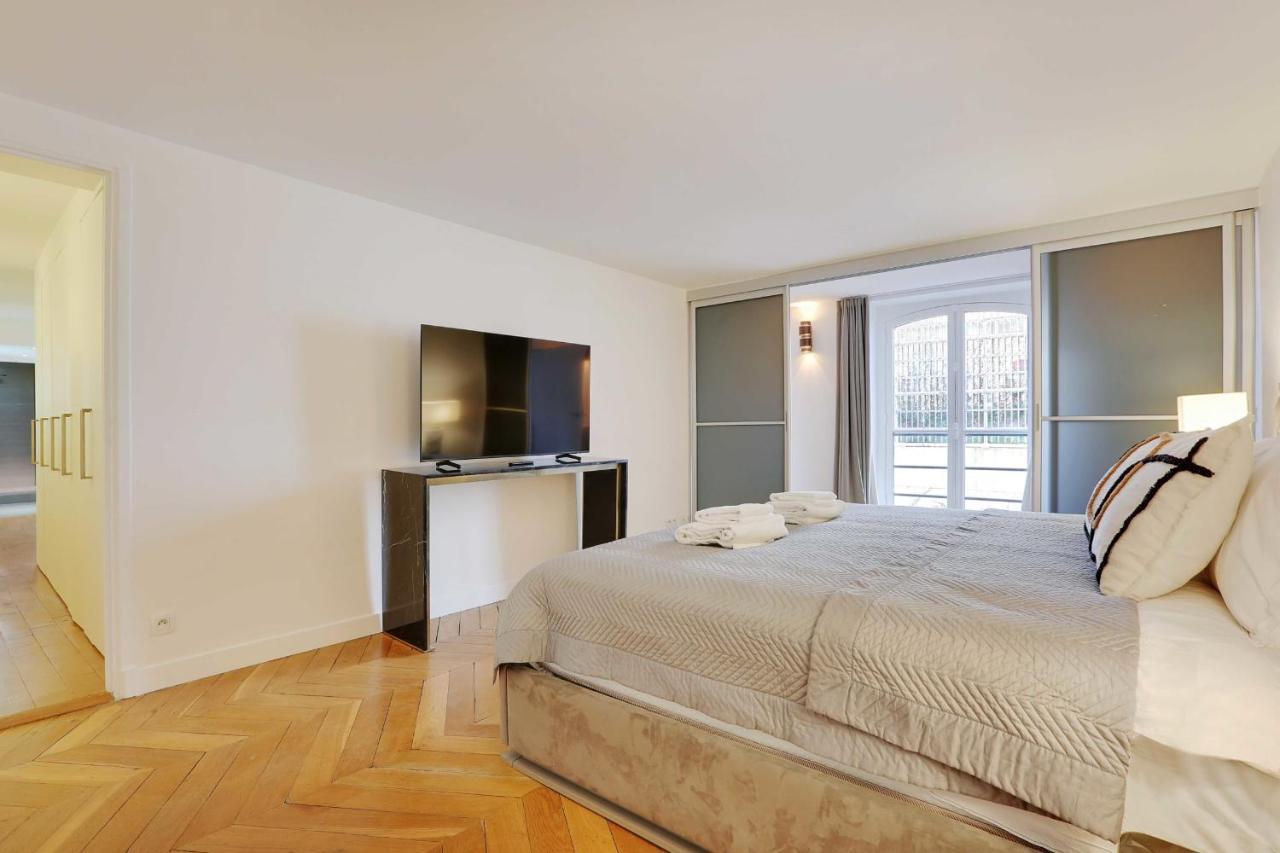 Elegant Apartment - 2Bd-6P - Avenue Montaigne Paryż Zewnętrze zdjęcie